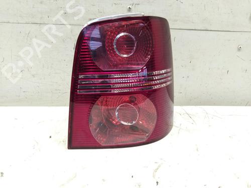 right-taillight-vw-touran-1t1-1t2-2003-2004-2005-2006-2007-2008-2009-2010-2011-32305437 main image