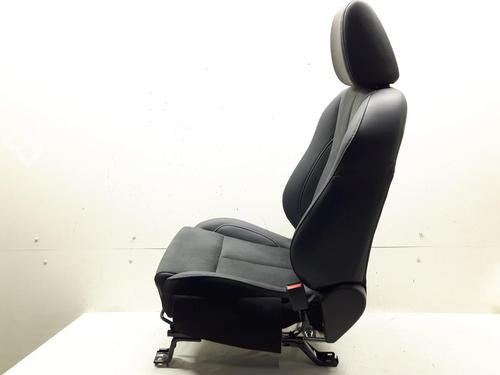 Right front seat MITSUBISHI ECLIPSE CROSS (GK_, GL_) Plug-in Hybrid 4WD (GL3W) | BP31573073C16 