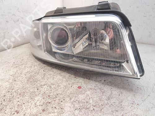 Højre forlygte AUDI A4 B5 Avant (8D5) 2.4 (165 hp) 32454480