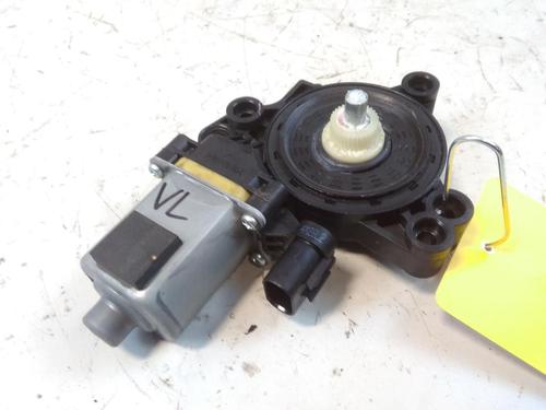 Left front window motor HYUNDAI i30 Estate (GD) 1.6 CRDi | BP32274310E21 