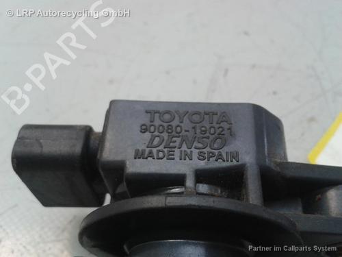 Used Ignition coil TOYOTA YARIS (_P9_) 1.3 VVT-i (SCP90_, SCP90R) (87 hp) 20589009