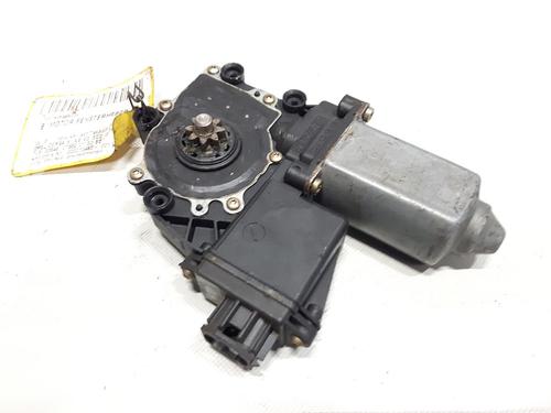 Used Right front window motor Right front window motor OPEL CORSA B (S93) 1.4 i (F08, F68, M68) (60 hp) 20562221 20562221