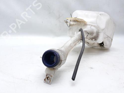 Used Windscreen washer tank ALFA ROMEO 159 Sportwagon (939_) 2.4 JTDM (939BXD1B, 939BXD12) (200 hp) 20583574