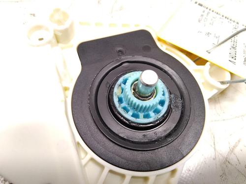 Right front window motor SKODA YETI (5L) 2.0 TDI 4x4 | BP28157587E20 