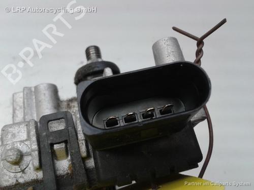 Used Front wiper motor AUDI A4 B7 Avant (8ED) 2.0 TDI 16V (140 hp) 20585928