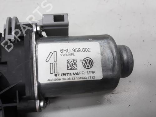 Rudehejsemotor forskærm venstre VW UP! (121, 122, BL1, BL2, BL3, 123) 1.0 (75 hp) 20544538