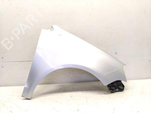Used Right front fenders Right front fenders 37160727 37160727