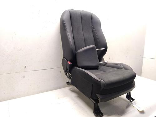 Left front seat MITSUBISHI ECLIPSE CROSS (GK_, GL_) Plug-in Hybrid 4WD (GL3W) | BP40267149C15 - Image 3