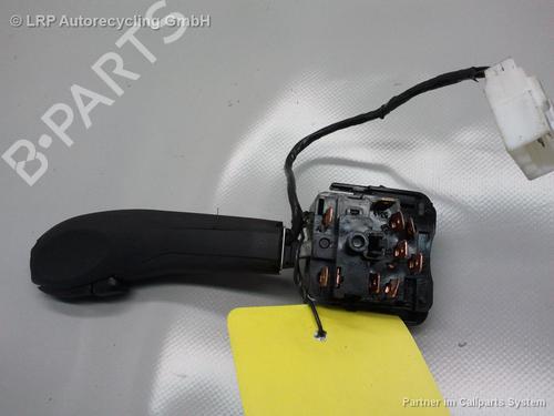 Used Steering column stalk Steering column stalk LADA KALINA Estate (1117) 1.4 16V (90 hp) 20587875 20587875