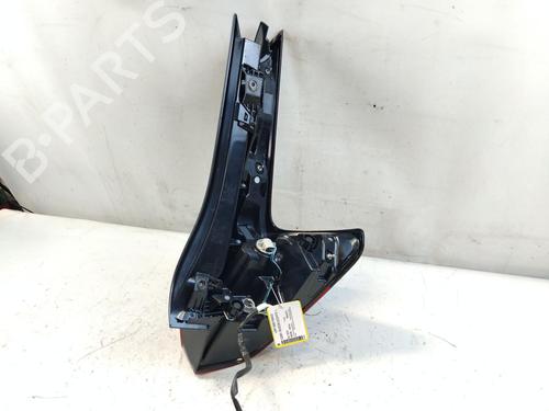 Venstre Baklys MITSUBISHI ECLIPSE CROSS (GK_, GL_) Plug-in Hybrid 4WD (GL3W) | BP32373844C34