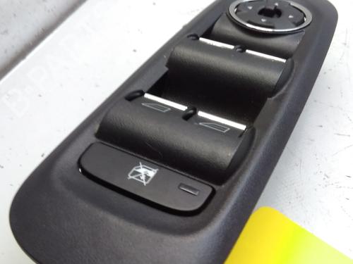 Left front window switch FORD MONDEO IV Turnier (BA7) 2.0 TDCi | BP20517676I27 