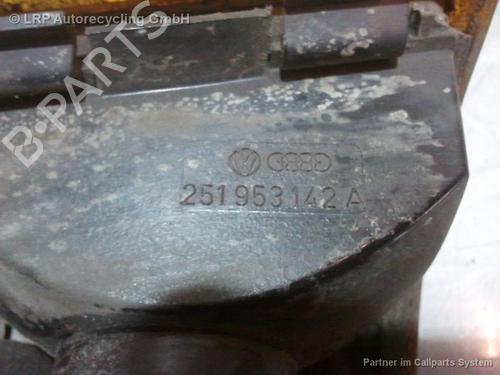 Used Right front indicator VW TRANSPORTER T3 Bus (25_) 1.6 TD (70 hp) 20537280