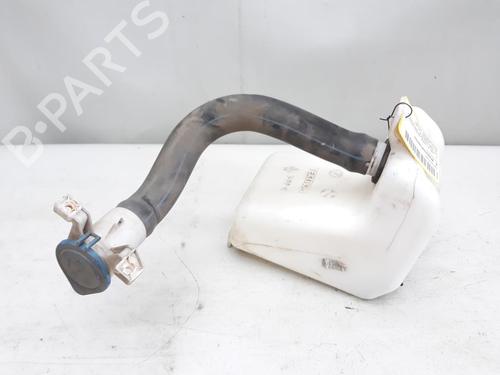 Used Windscreen washer tank LAND ROVER FREELANDER I (L314) 2.0 Td4 4x4 (112 hp) 20583432