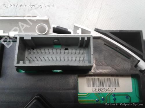 Instrument cluster RENAULT LAGUNA II Grandtour (KG0/1_) 2.2 dCi (KG0F, KG1N) | BP20556559C47 