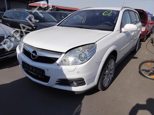 Brugte OPEL VECTRA C Estate (Z02) 2.2 direct (F35) 4740030