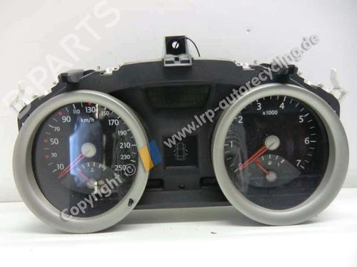 Instrument cluster RENAULT MEGANE II Saloon (LM0/1_) 1.6 | BP20556638C47 