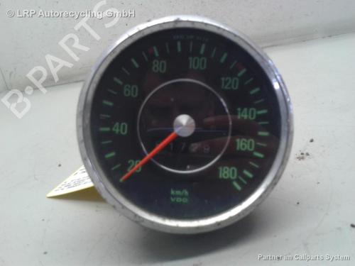Used Instrument cluster AUDI 60 (613, 615) 1.5 (55 hp) 20576234