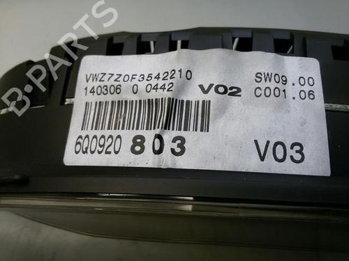 Used Instrument cluster VW POLO (9N_, 9A_) 1.4 16V (75 hp) 20556090