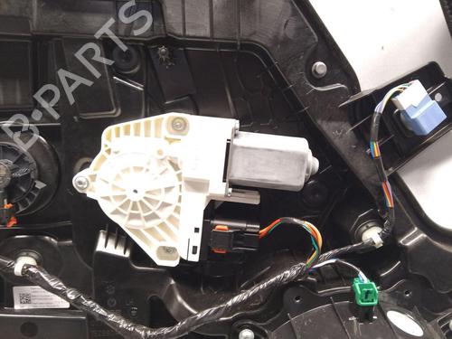 Left front door TESLA MODEL Y (5YJY) EV | BP31722761C2 