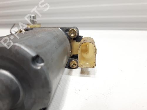 Used Right front window motor Right front window motor BMW 3 (E46) 318 i (118 hp) 20544787 20544787