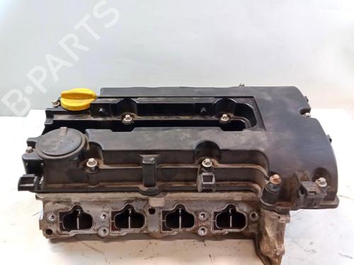 Used Cylinder head Cylinder head 37449914 37449914