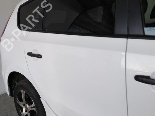 Used Right rear door HYUNDAI i30 Estate (FD) 1.6 CRDi (116 hp) 20592144