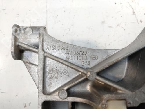 Engine mount PEUGEOT EXPERT Van (V_) 1.5 BlueHDi 120 | BP28157572M89 