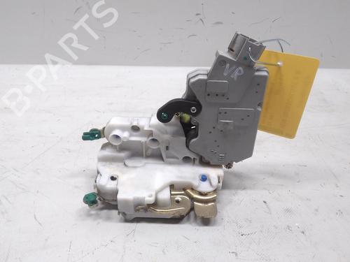 Used Front right lock NISSAN PRIMERA Hatchback (P11) 1.8 16V (114 hp) 20591370