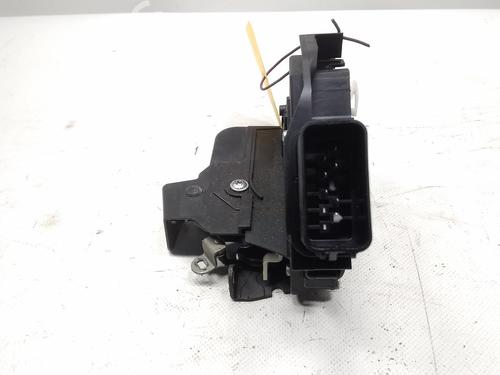 Front right lock VOLVO V50 (545) D2 | BP20516823C97 