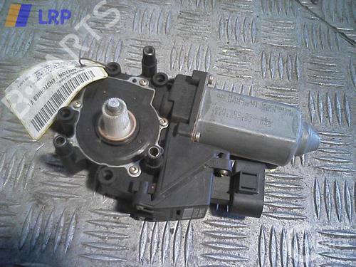 Vindusheismotor venstre foran VW GOLF III (1H1) 1.4 (60 hp) 22652211