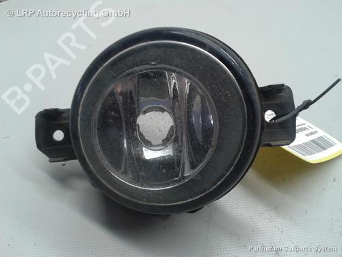Used Right front fog light NISSAN PRIMERA (P12) 2.2 Di (126 hp) 20564052