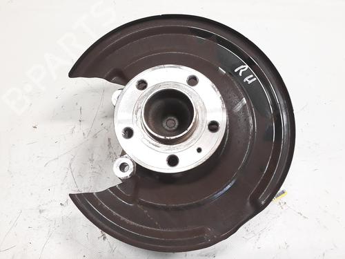 Used Right rear steering knuckle VOLVO XC40 (536) T5 Plug-in Hybrid (262 hp) 20527985