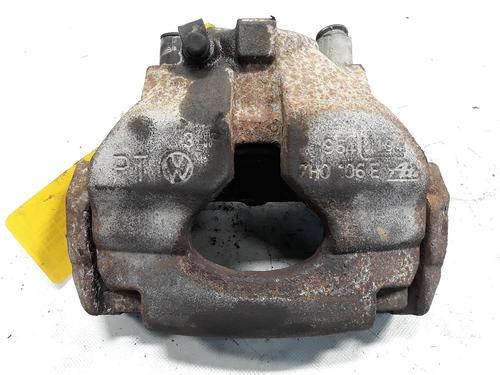 Used Right front brake caliper VW TRANSPORTER T5 Van (7HA, 7HH, 7EA, 7EH) 2.0 TDI (102 hp) 20524662