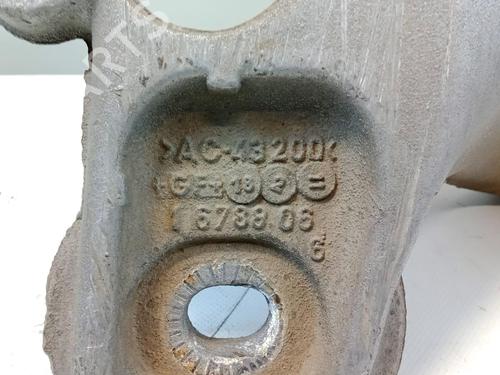 Crossmember SEAT EXEO ST (3R5) 1.8 TSI | BP32483410C162