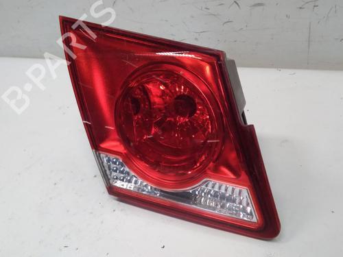 Left tailgate light CHEVROLET CRUZE (J300) 1.6 | BP27437970C79 