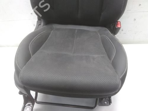 Right front seat MITSUBISHI ECLIPSE CROSS (GK_, GL_) Plug-in Hybrid 4WD (GL3W) | BP31573140C16 