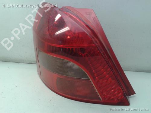 Venstre baglygte TOYOTA YARIS (_P9_) 1.3 VVT-i (SCP90_, SCP90R) (87 hp) 20551065
