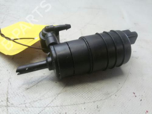 Used Washer pump RENAULT MEGANE I (BA0/1_) 1.6 16V (BA04, BA0B, BA11, BA1J, BA16, BA19, BA1K, BA1V,... (107 hp) 22704986