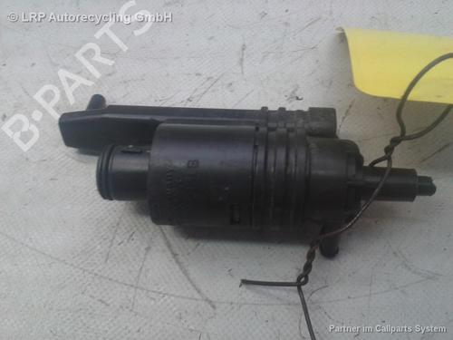 Sprinklervæskepumpe AUDI 100 C4 Saloon (4A2) 2.8 E (174 hp) 20583538