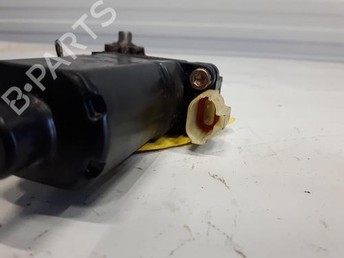 Left front window motor HYUNDAI ELANTRA III (XD) 2.0 CRDi | BP20562406E21 