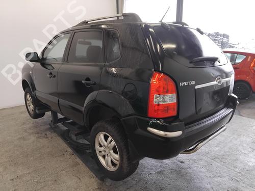 Rear parcel shelf HYUNDAI TUCSON (JM) 2.0 | BP32274327C85