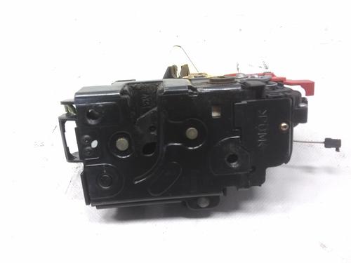 Rear right lock VW TOURAN (1T1, 1T2) 1.9 TDI | BP20518919C99 