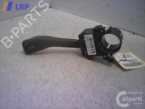 Used Steering column stalk Steering column stalk VW PASSAT B5 Variant (3B5) 1.6 (101 hp) 20536272 20536272