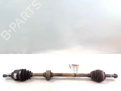 Used Right front driveshaft Right front driveshaft TOYOTA YARIS VERSO (_P2_) 1.5 (NCP21_) (105 hp) 36240213 36240213