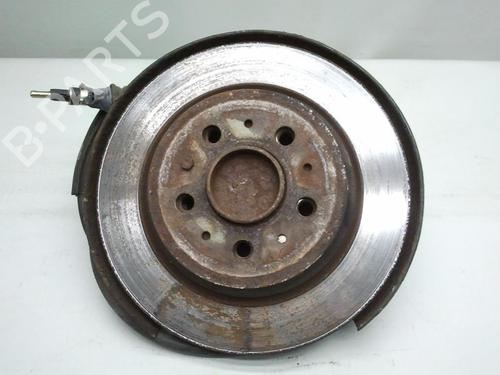 Used Right rear steering knuckle VOLVO V70 II (285) D5 (185 hp) 20529683