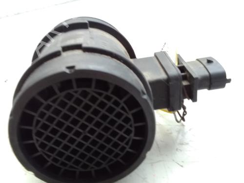 Mass air flow sensor OPEL VECTRA C Estate (Z02) 1.9 CDTI (F35) | BP20526485M95 