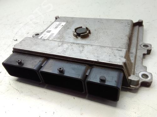 Used Engine control unit (ECU) DACIA SANDERO II TCe 90 (B8M1, B8MA, B8AC) (90 hp) 20529114