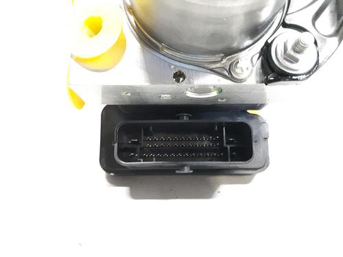 Pompe ABS TESLA MODEL Y (5YJY) EV (347 hp) 31839546