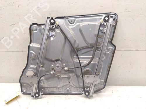 Rudehejsemekanisme ventre foran NISSAN PRIMERA Estate (WP12) 2.0 (140 hp) 31839573