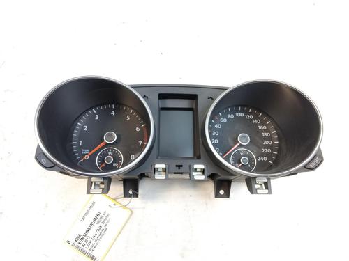 Used Instrument cluster VW GOLF VI (5K1) 1.2 TSI (105 hp) 29620074